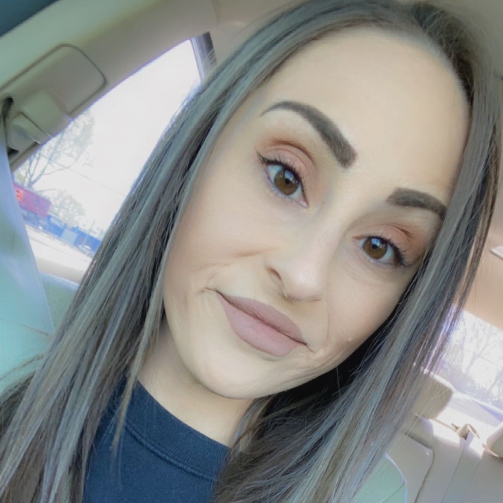 Meet your Posher, Kayla